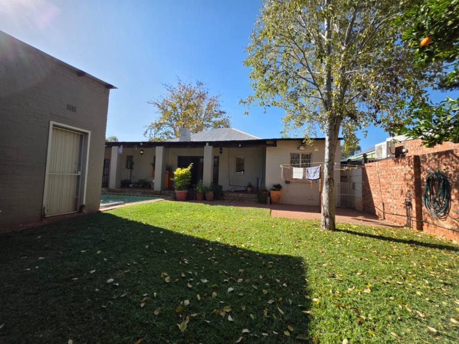 4 Bedroom Property for Sale in Beaconsfield Northern Cape